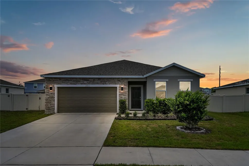 24401 Sunnys Halo Way Sorrento FL 32776