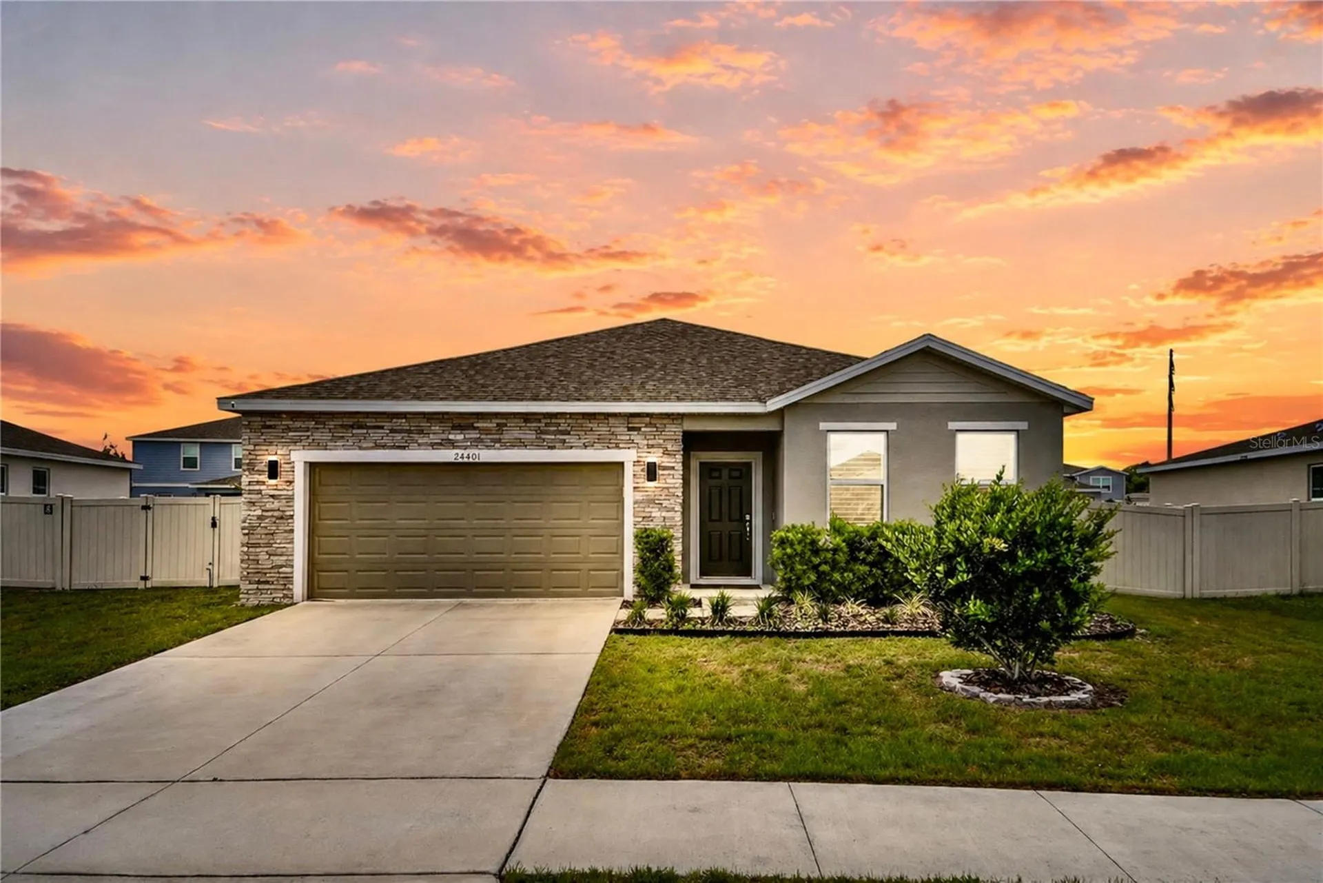 24401 Sunnys Halo Way Sorrento FL 32776