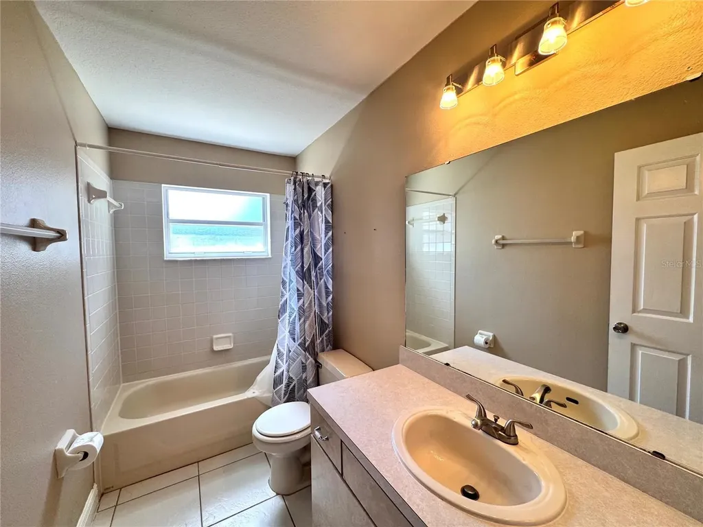 820 Briargrove Avenue Davenport FL 33837