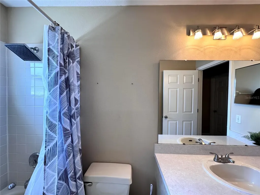 820 Briargrove Avenue Davenport FL 33837