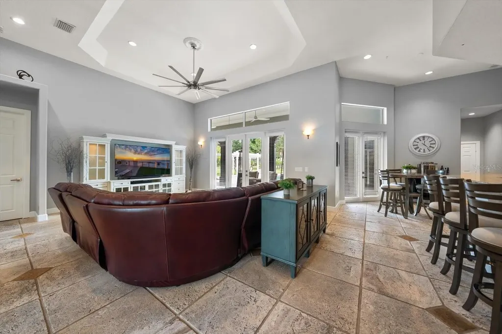 18731 Crooked Lane Lutz FL 33548