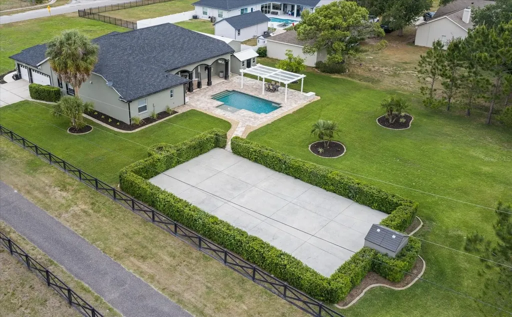18731 Crooked Lane Lutz FL 33548