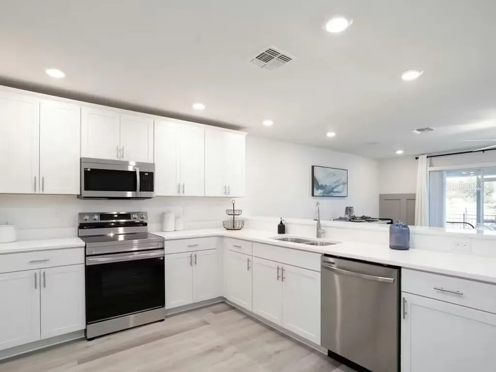 330 Chesapeake Drive St Cloud FL 34771