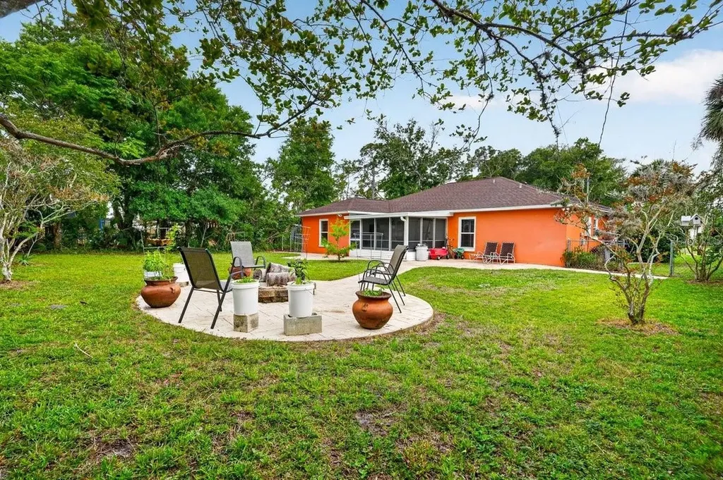 3223 Travelers Palm Drive Edgewater FL 32141