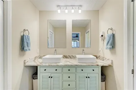 1184 Kenisco Road Venice FL 34293