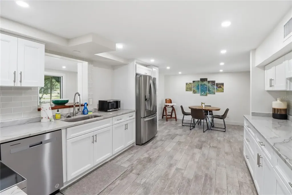 9235 W Harbor Isle Court Crystal River FL 34429