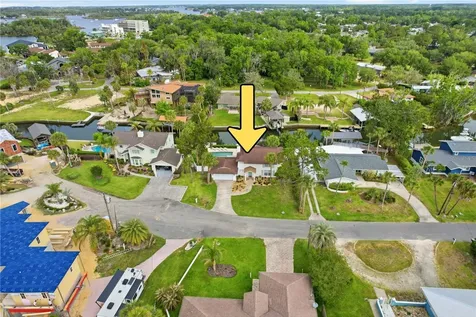 9235 W Harbor Isle Court Crystal River FL 34429