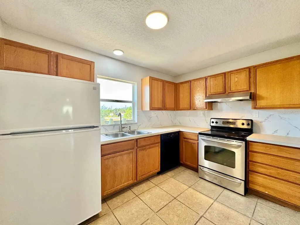 5816 Congress Street New Port Richey FL 34653