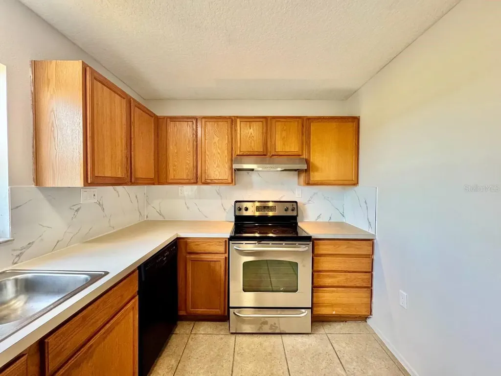 5816 Congress Street New Port Richey FL 34653