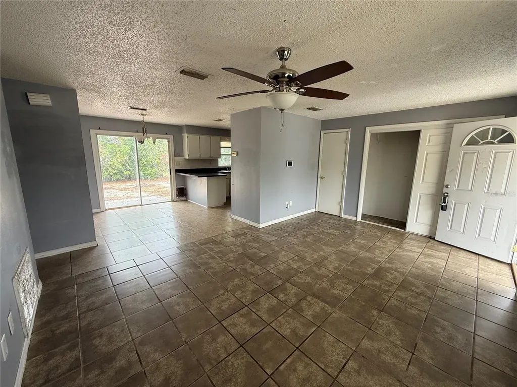 9275 Chase Street Spring Hill FL 34606