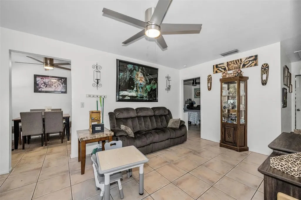 1231 Illinois Avenue Palm Harbor FL 34683