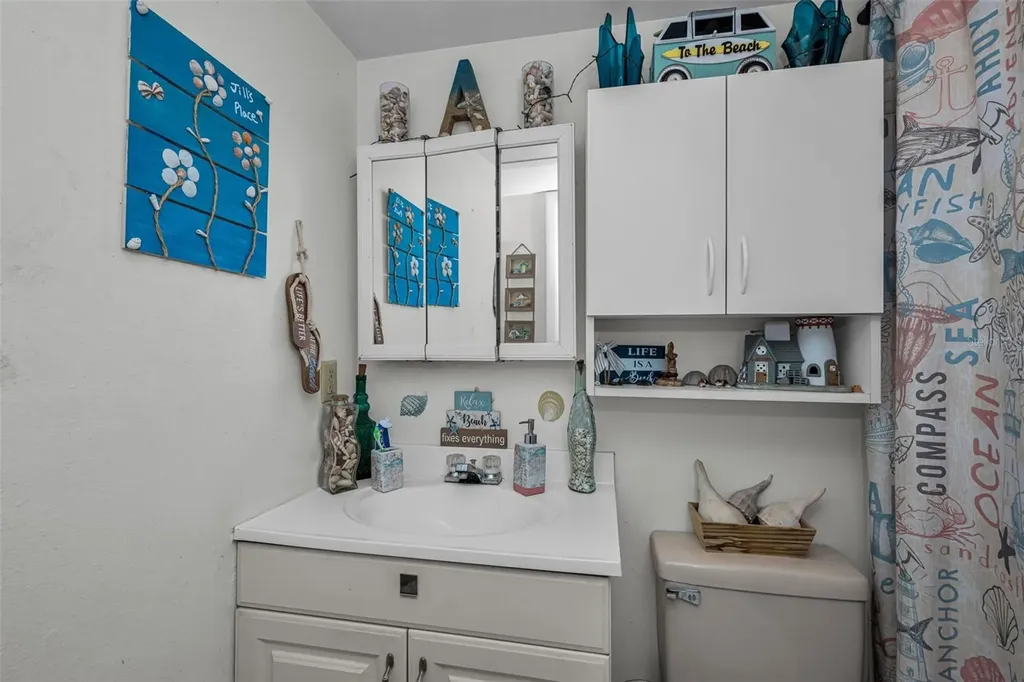1231 Illinois Avenue Palm Harbor FL 34683