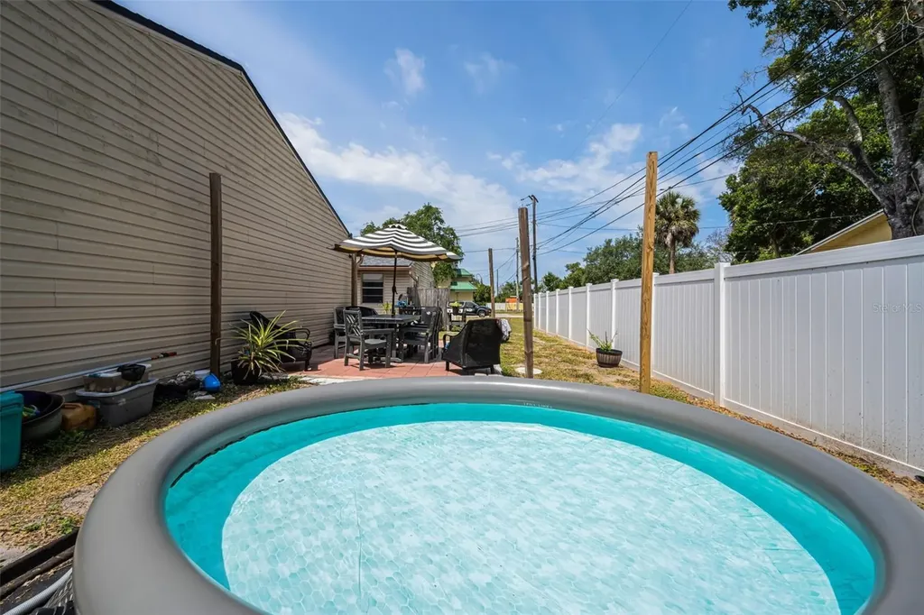 1231 Illinois Avenue Palm Harbor FL 34683