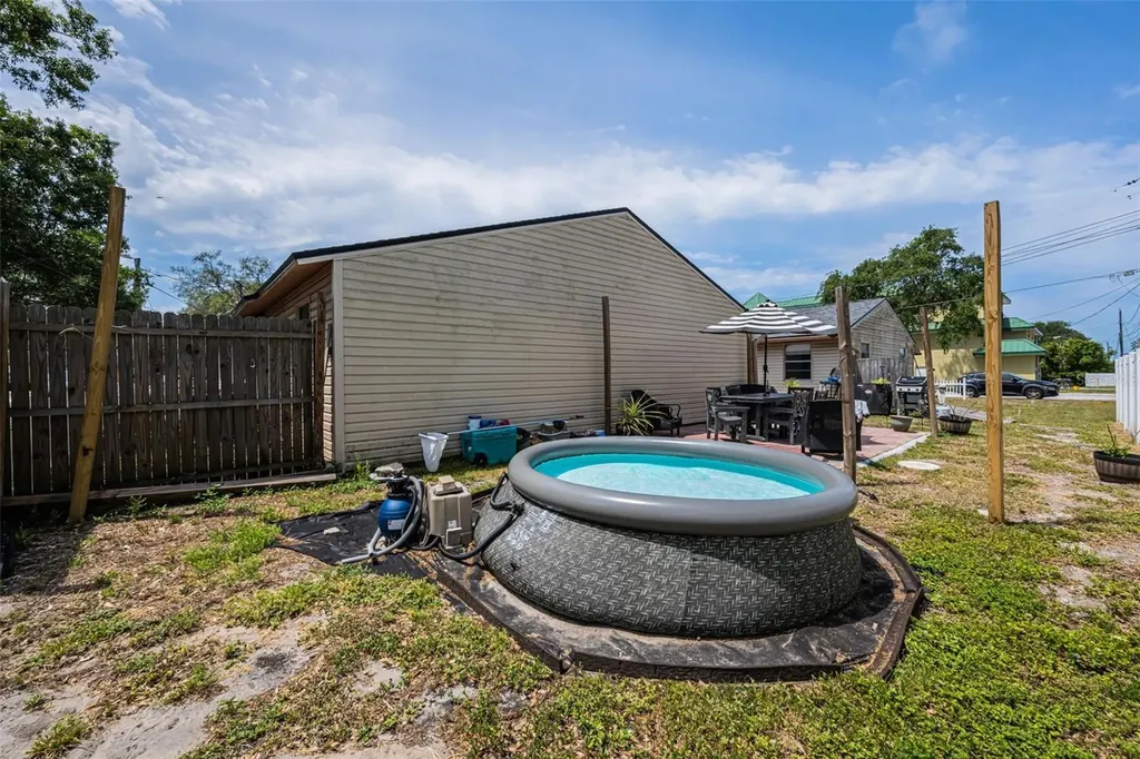 1231 Illinois Avenue Palm Harbor FL 34683