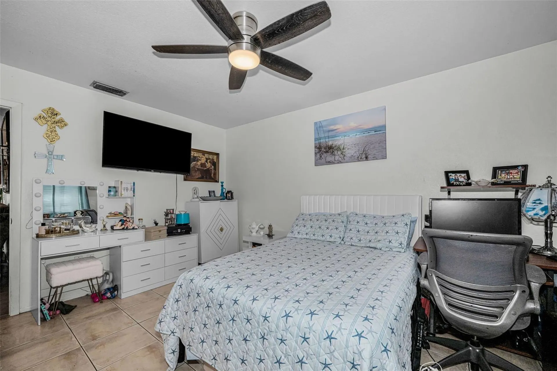 1231 Illinois Avenue Palm Harbor FL 34683