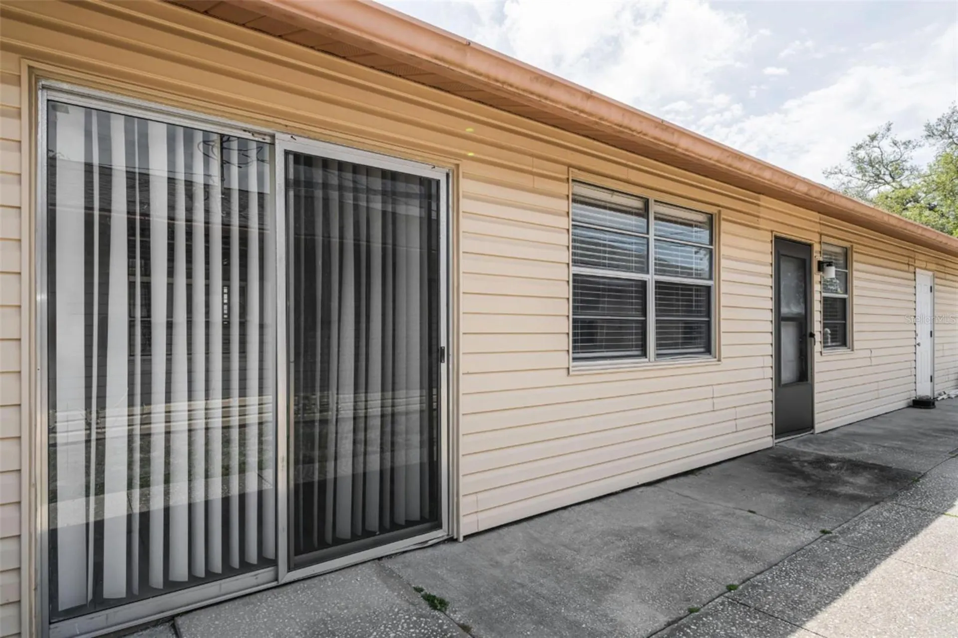 1231 Illinois Avenue Palm Harbor FL 34683