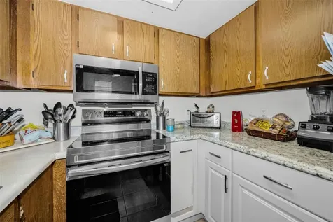 1231 Illinois Avenue Palm Harbor FL 34683