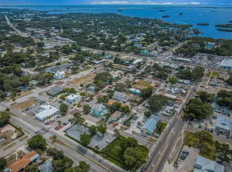 1231 Illinois Avenue Palm Harbor FL 34683