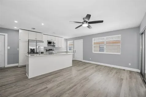 1231 Illinois Avenue Palm Harbor FL 34683