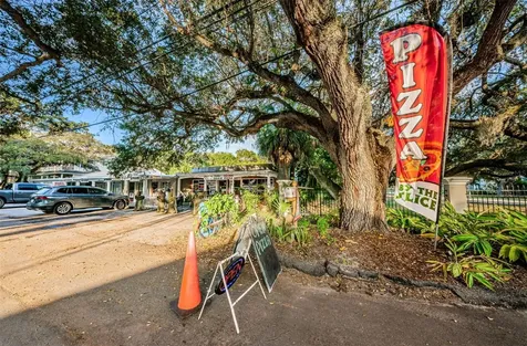 1231 Illinois Avenue Palm Harbor FL 34683
