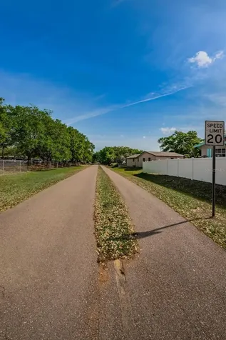 1231 Illinois Avenue Palm Harbor FL 34683