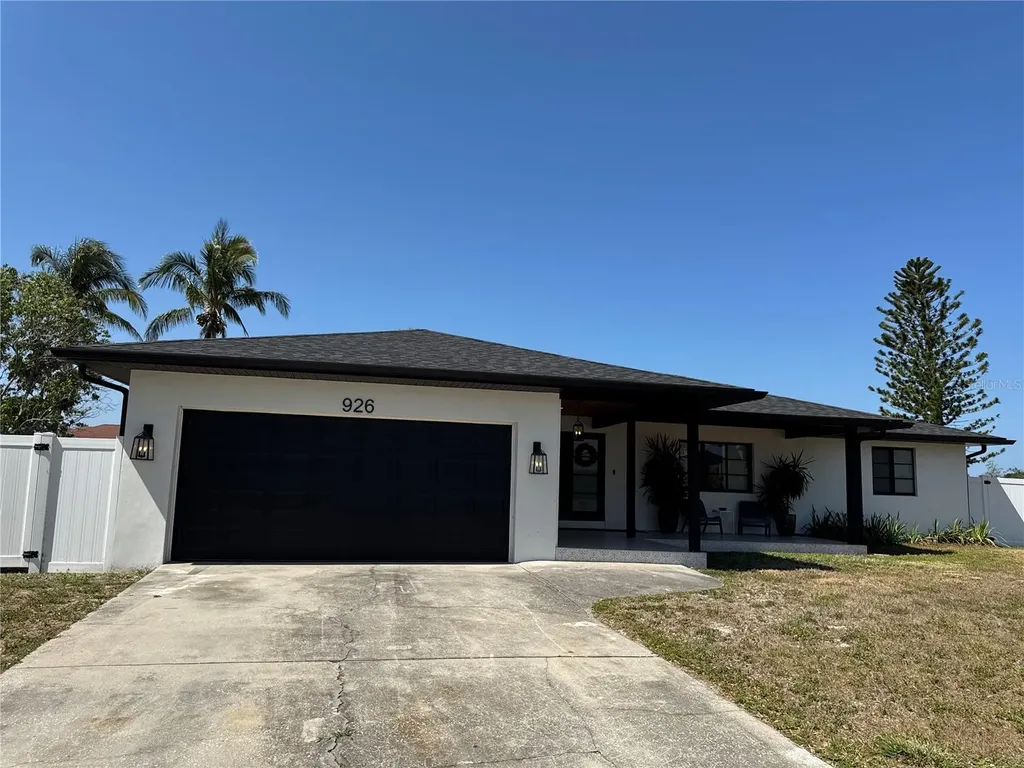 926 Eagle Lane Apollo Beach FL 33572