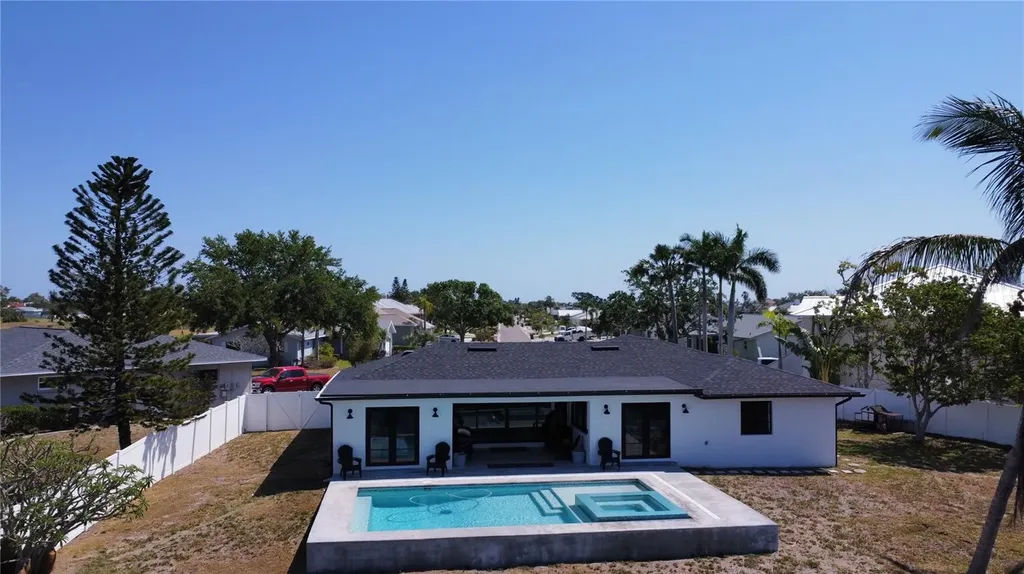 926 Eagle Lane Apollo Beach FL 33572