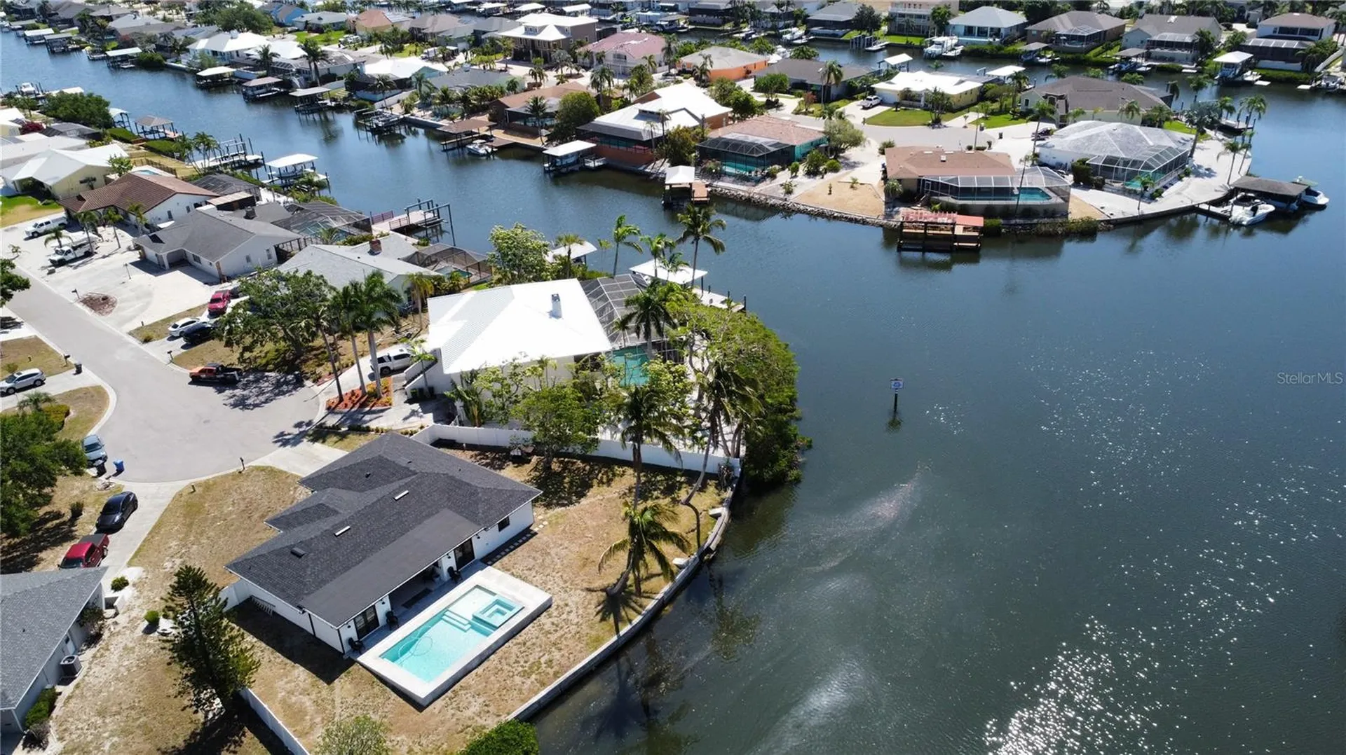 926 Eagle Lane Apollo Beach FL 33572