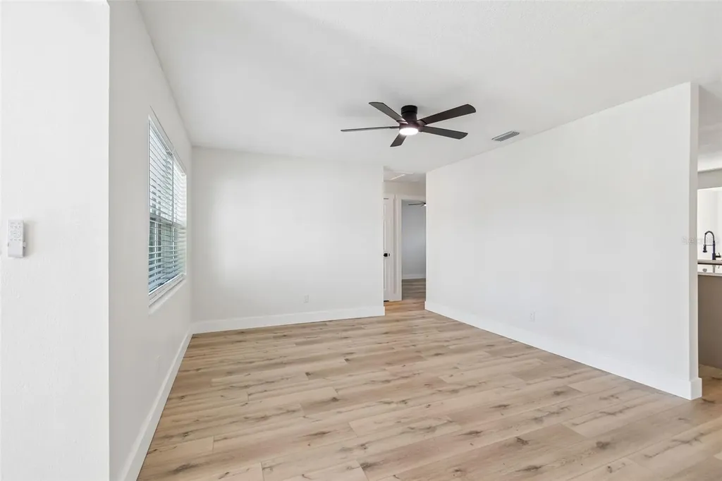 1101 54th Avenue S St Petersburg FL 33705