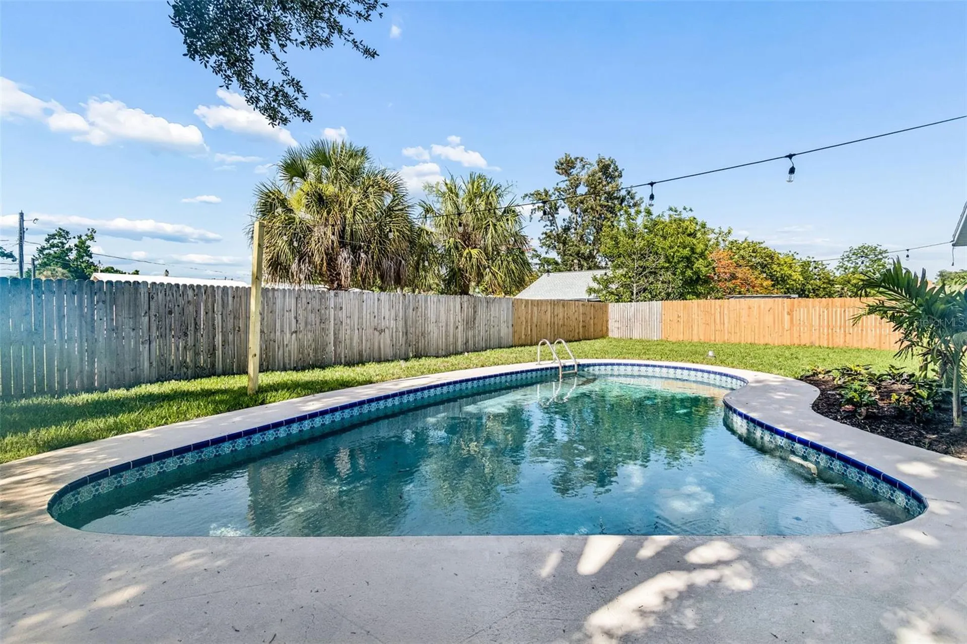 1101 54th Avenue S St Petersburg FL 33705