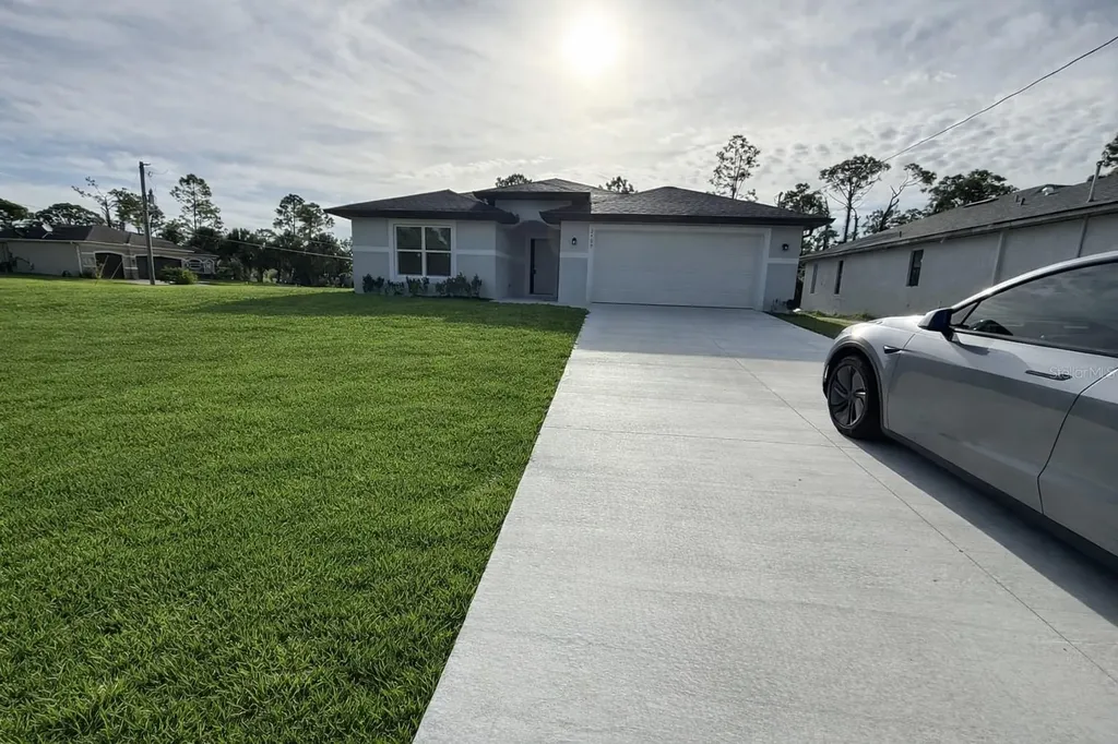 2509 Wyola Avenue North Port FL 34286