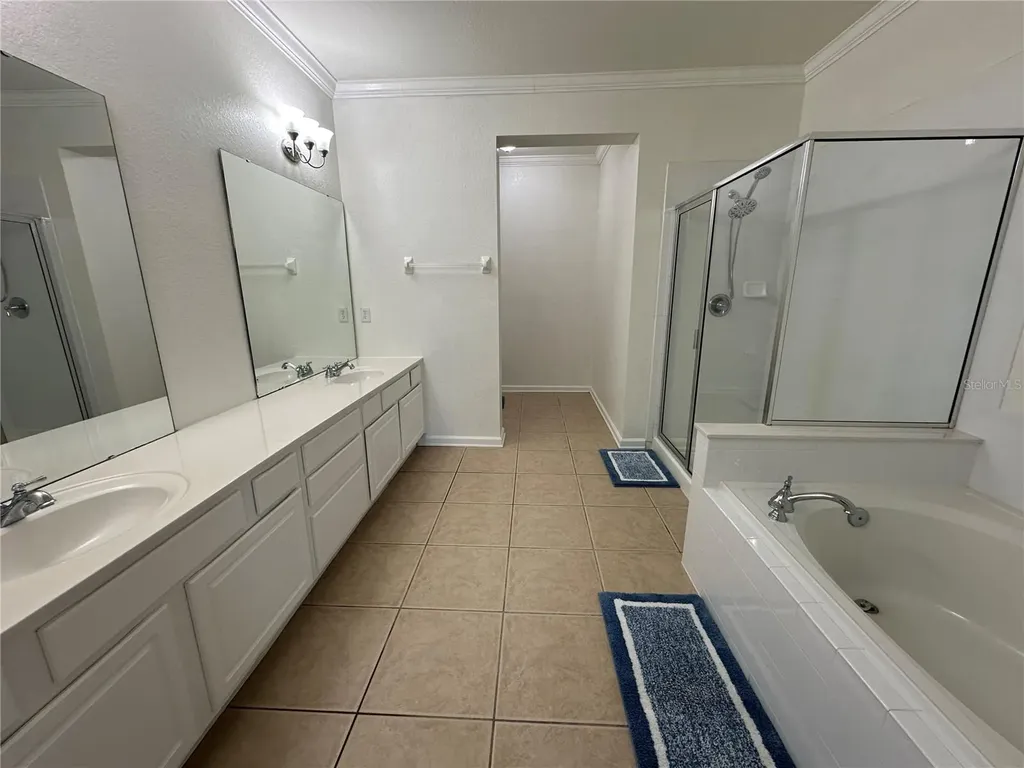 5024 Shoreway Loop Orlando FL 32819