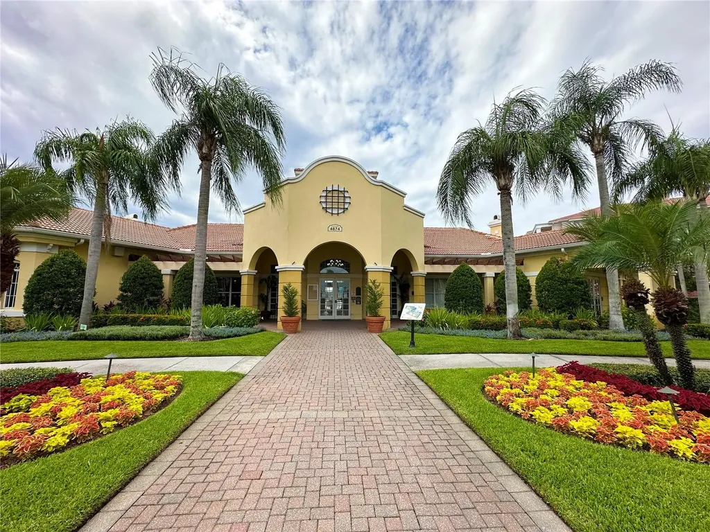 5024 Shoreway Loop Orlando FL 32819