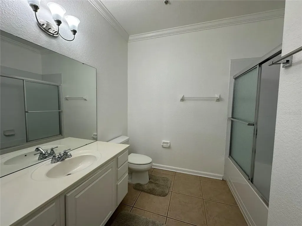 5024 Shoreway Loop Orlando FL 32819