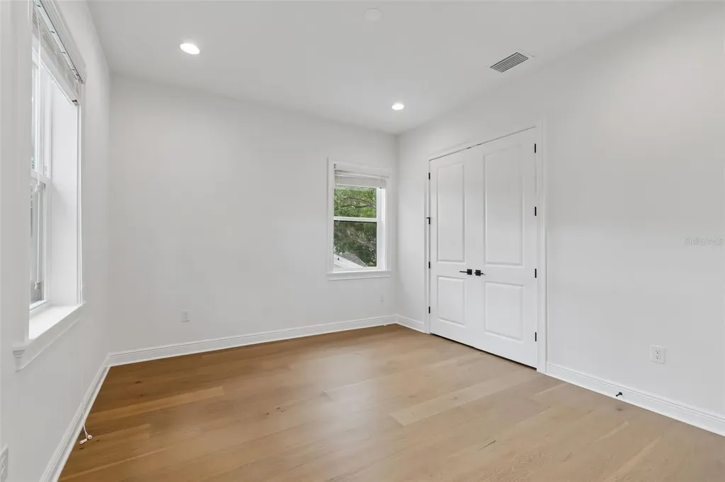 3122 W San Jose Street Tampa FL 33629