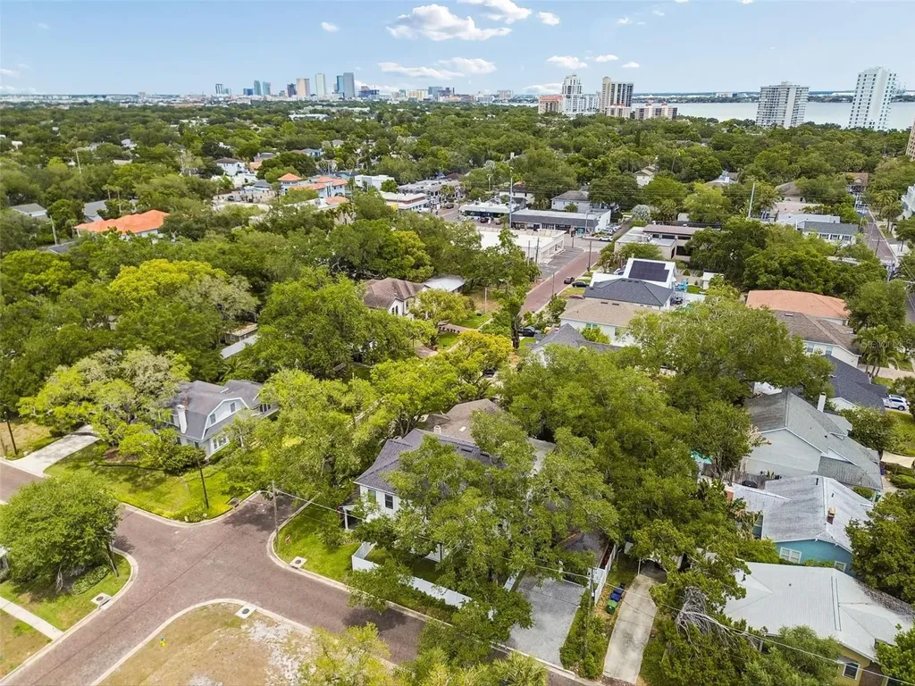 3122 W San Jose Street Tampa FL 33629
