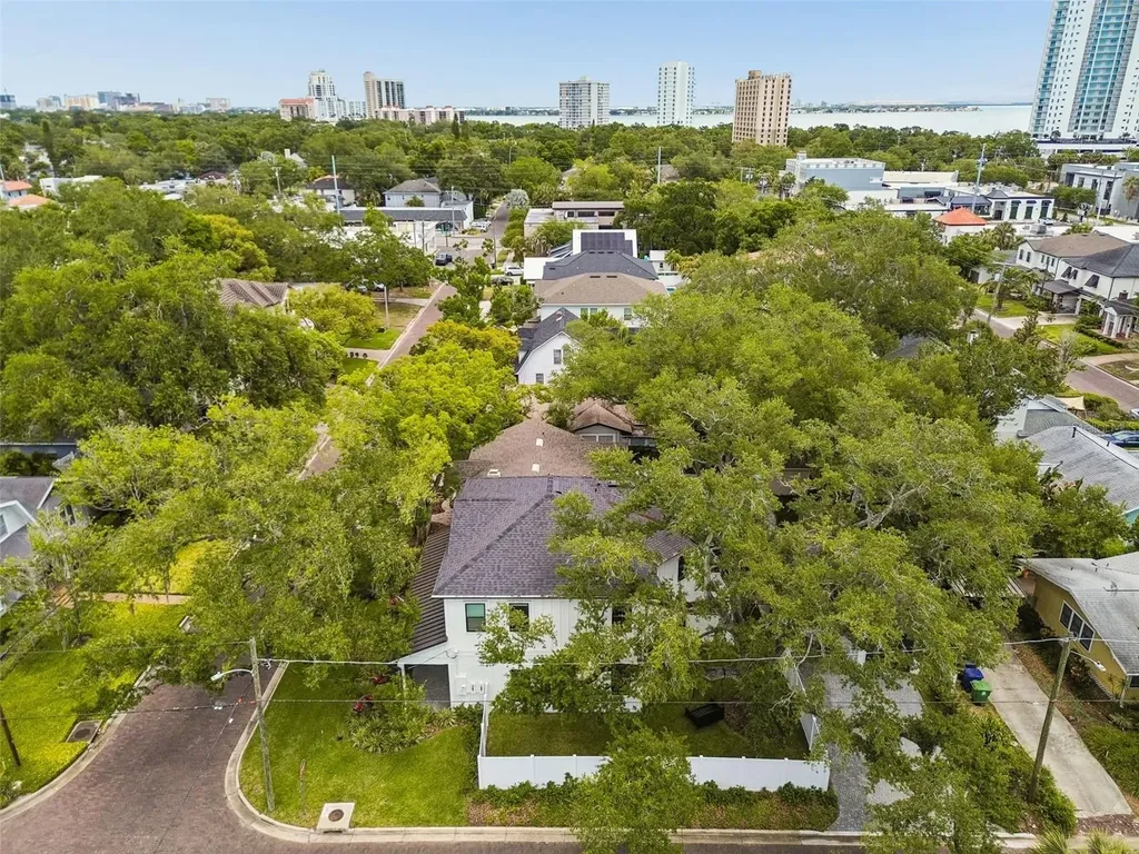 3122 W San Jose Street Tampa FL 33629