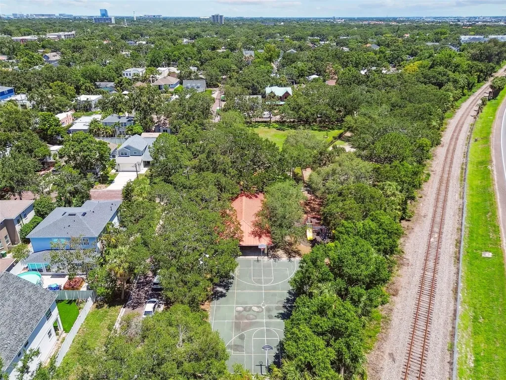 3122 W San Jose Street Tampa FL 33629