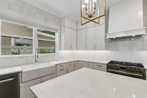 3122 W San Jose Street Tampa FL 33629