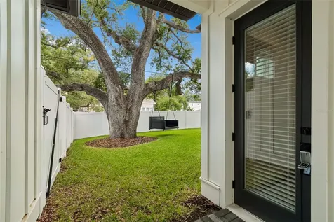 3122 W San Jose Street Tampa FL 33629