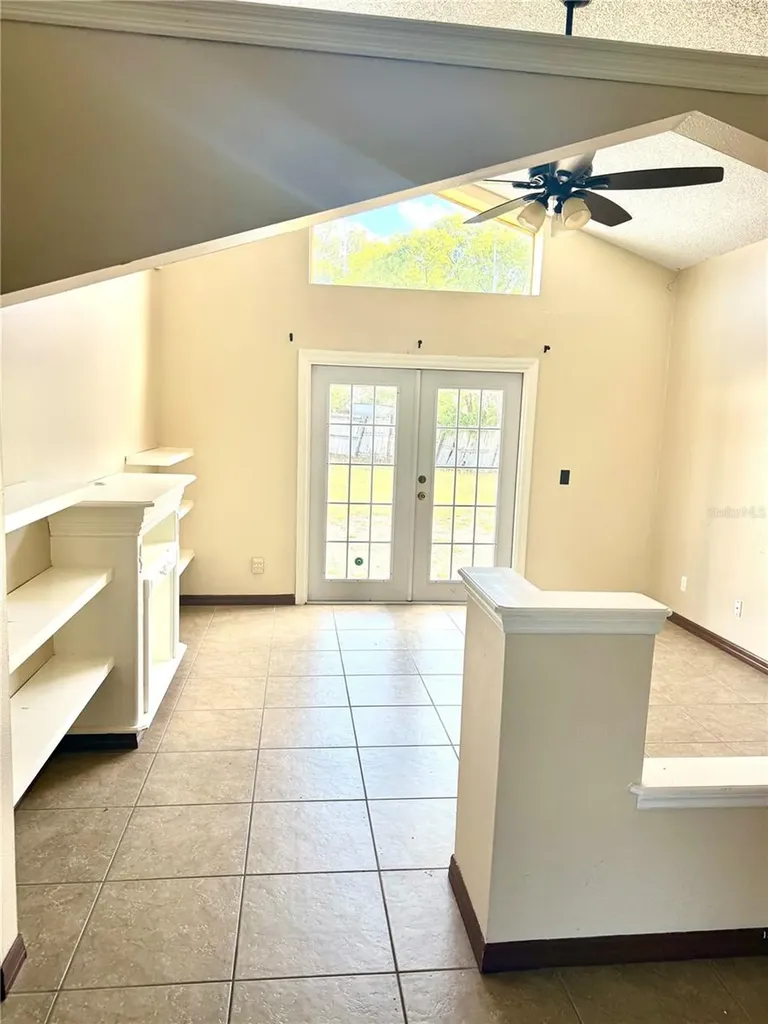 8860 Lambert Lane Orlando FL 32825