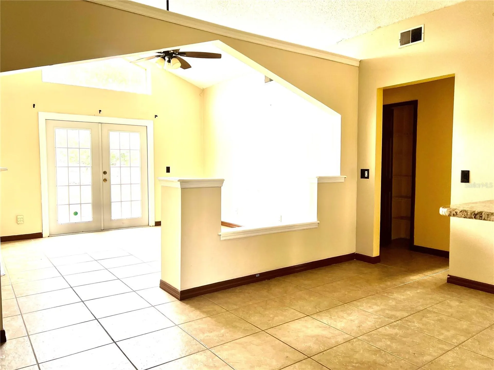 8860 Lambert Lane Orlando FL 32825