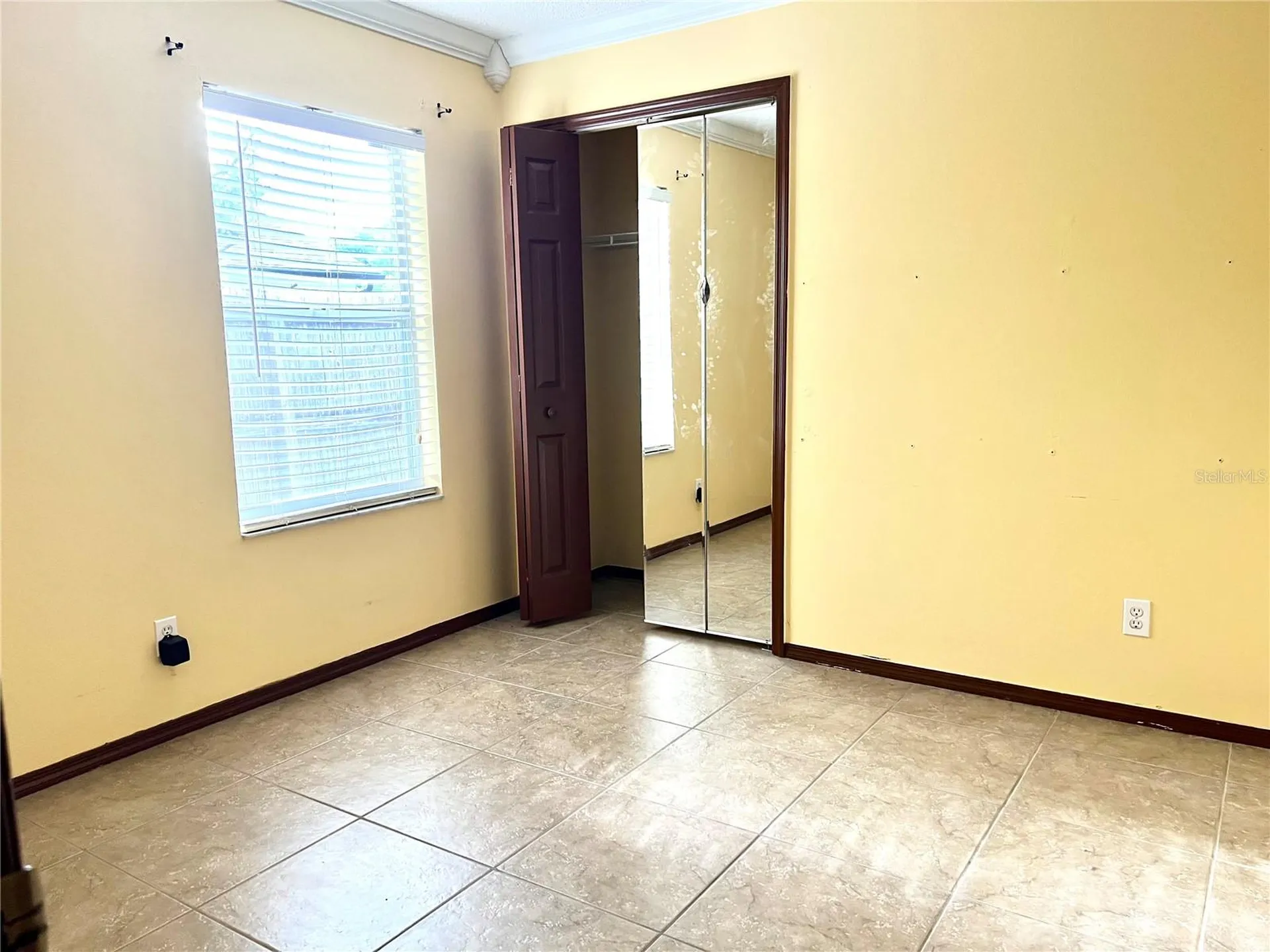 8860 Lambert Lane Orlando FL 32825