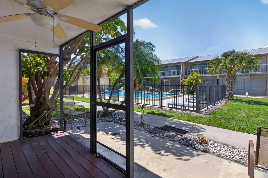 2948 Clark Road Sarasota FL 34231
