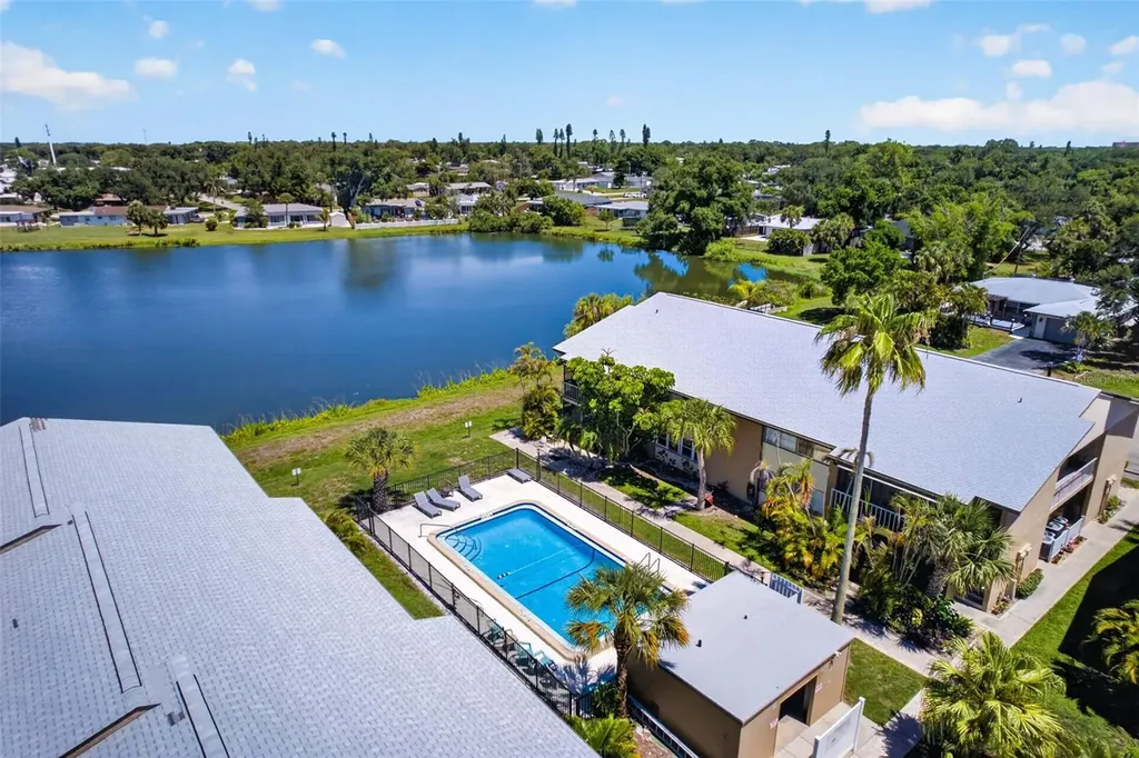 2948 Clark Road Sarasota FL 34231