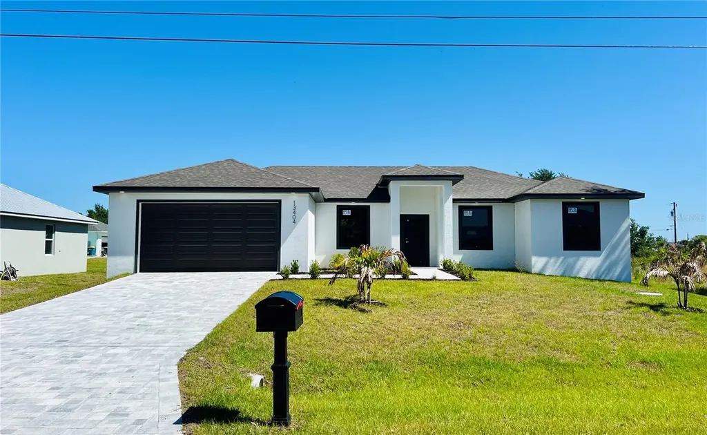 13404 Cedar City Avenue Port Charlotte FL 33981