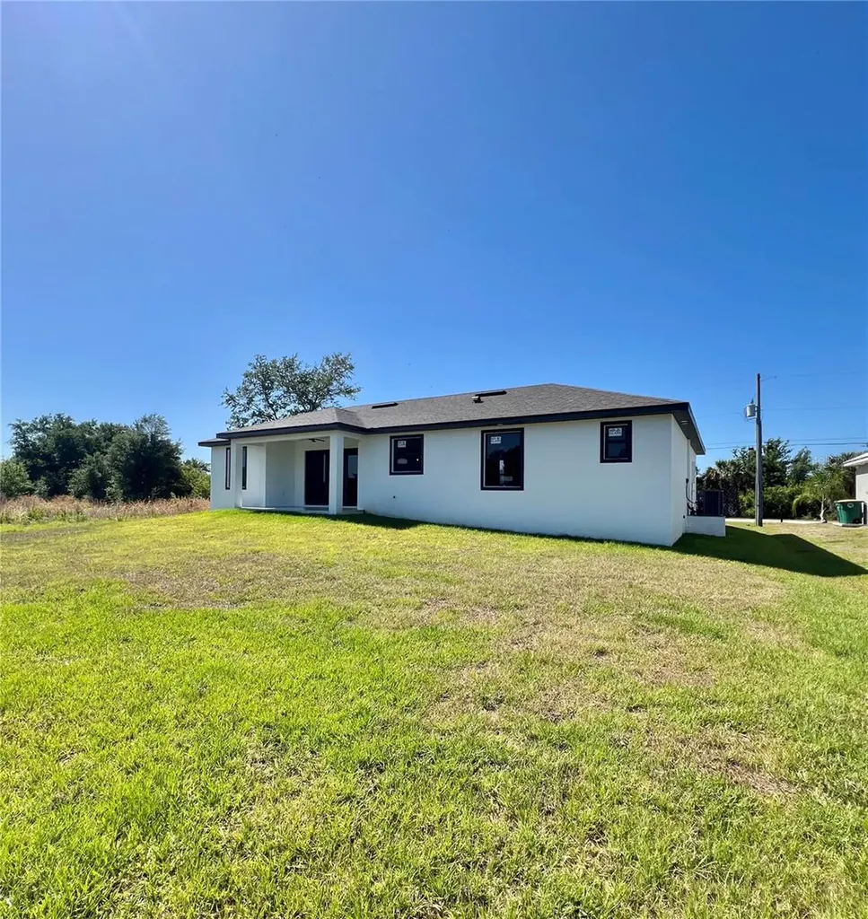 13404 Cedar City Avenue Port Charlotte FL 33981