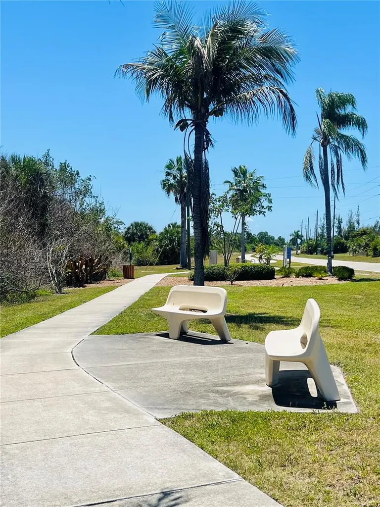 13404 Cedar City Avenue Port Charlotte FL 33981