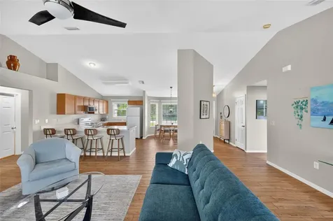421 Londrina Drive Punta Gorda FL 33983