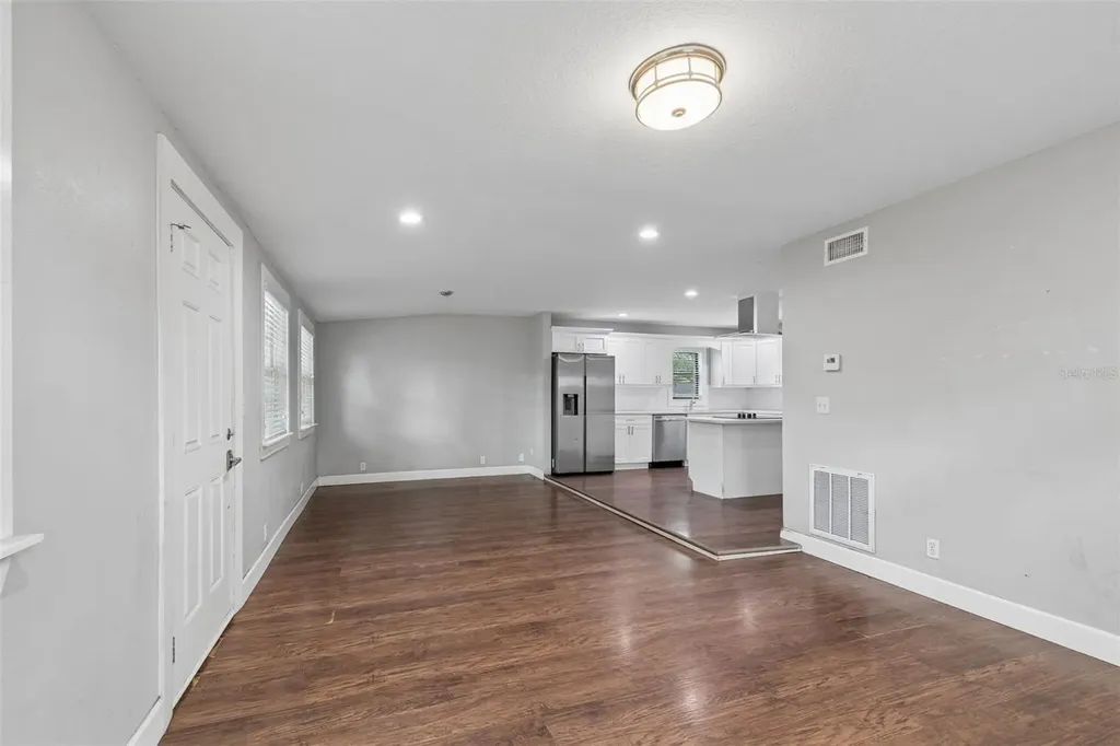 6443 31st Street N St Petersburg FL 33702